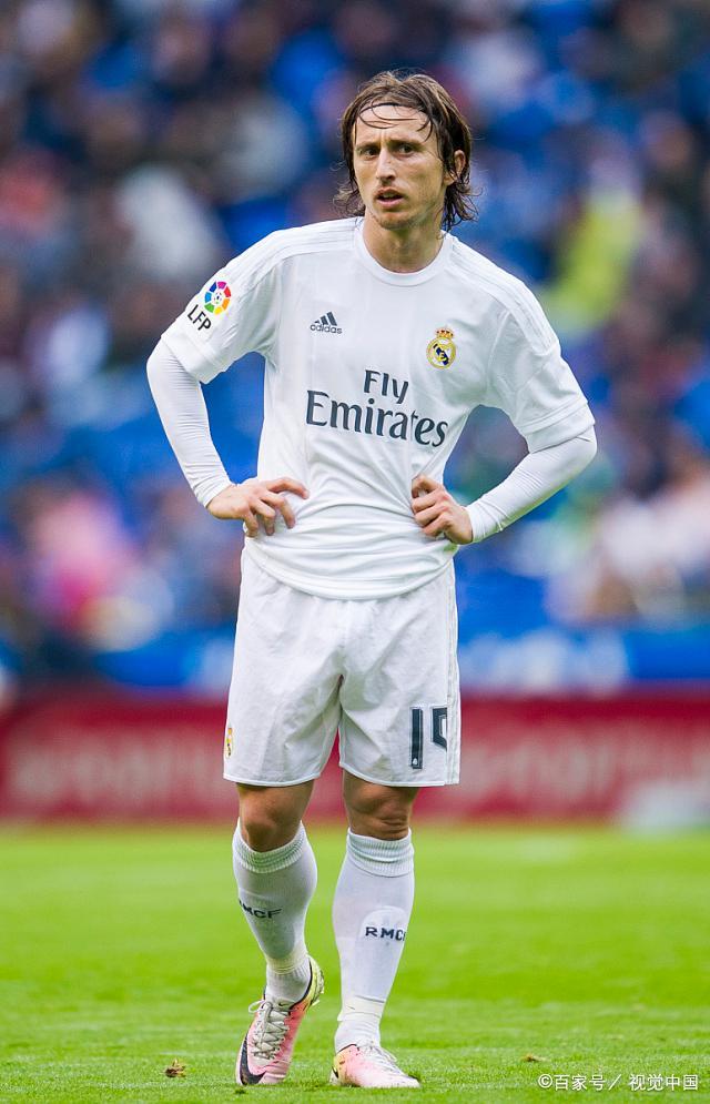 巴塞罗那5比0大胜毕尔巴鄂竞技，强势晋级西班牙超级杯决赛