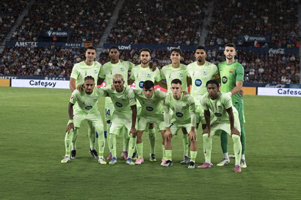 篮球篮网球队更换战术，提高进攻效率