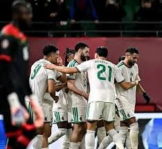 鲁梅尼格：在拜仁皇马曼城这种顶级球队，教练须每周都带队表现好